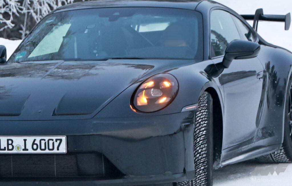 「ポルシェ「911 GT3」が992.2世代へアップデート！ スペックは「GT3 RS」に匹敵！ ダッシュボードはタイカンや2024年型カイエンに似てる？」の1枚目の画像