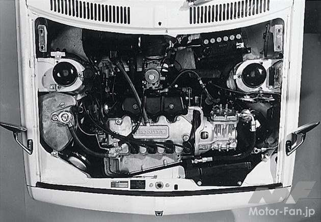 「ホンダ初の小型乗用車「ホンダ1300」本田宗一郎氏がこだわったユニークな二重空冷(DDAC)エンジンは何が問題だったのか【歴史に残るクルマと技術036】」の4枚目の画像
