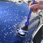 「スパルコに洗車用品がある!? エンブレムにグリルなどの細かいところや隙間を洗うのに最適な洗車ブラシがこれだ！【CarGoodsMagazine】」の1枚目の画像ギャラリーへのリンク