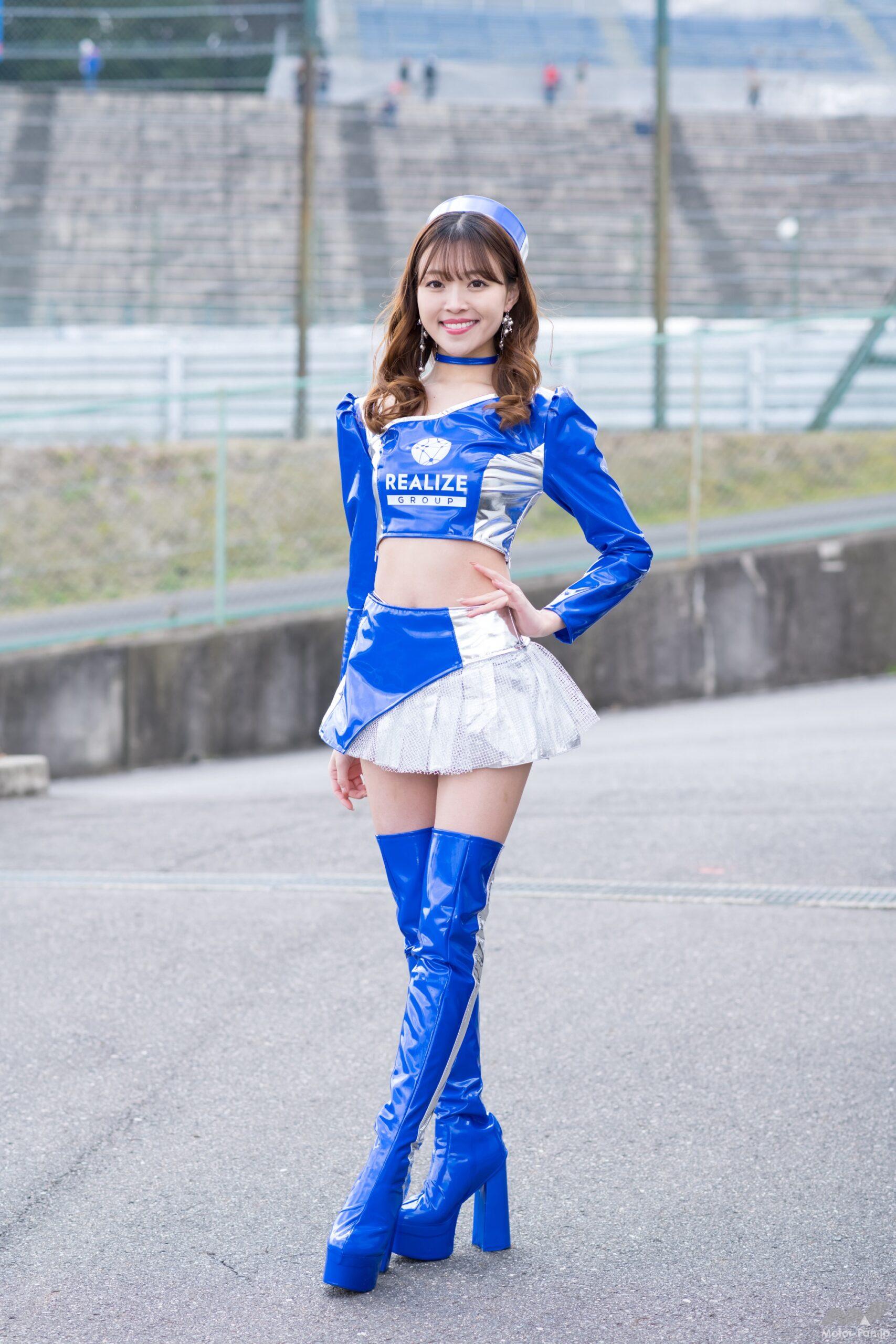 「総勢19人の美女！2024年のスーパーフォーミュラを彩るレースクイーンを紹介！」の8枚めの画像