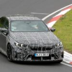 「BMW史上ニュル最速モデルとなるか!? 新型「M5セダン」市販化目指し最終調整！4.4LのV8で728psと狂気のスペック」の3枚目の画像ギャラリーへのリンク