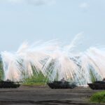 「「令和6年度 総合火力演習」目の前で展開される“戦車戦”。戦車・機動戦闘車の“見せ方”が変わった！」の3枚目の画像ギャラリーへのリンク