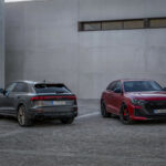 「アウディが高性能SUV「RS Q8」の改良モデルを本国で発表。さらに走行性能を高めた「パフォーマンス」を追加設定」の1枚目の画像ギャラリーへのリンク