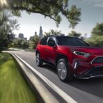 「トヨタ「プライム」ってなに!? 米国仕様「プリウス」「RAV4」プラグインハイブリッドの名称を「PHEV」に変更」の2枚目の画像ギャラリーへのリンク