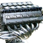 「V12をトヨタ・センチュリーに載せたエンジニアたちの意地はどこからきている？ その2【清水×高平のエンジンどうでしょう】」の8枚目の画像ギャラリーへのリンク