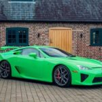 「世界に2台の激レア… フレッシュグリーンのレクサス「LFA」中古車は1億4千万円超え!? 」の12枚目の画像ギャラリーへのリンク