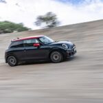 「新型MINI JCW/JCWコンバーチブルが登場！刺激的なパフォーマンスと個性的なスタイルを融合させた新時代のパフォーマンスモデル！」の3枚目の画像ギャラリーへのリンク