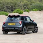 「新型MINI JCW/JCWコンバーチブルが登場！刺激的なパフォーマンスと個性的なスタイルを融合させた新時代のパフォーマンスモデル！」の10枚目の画像ギャラリーへのリンク