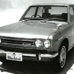 「日産「ブルーバード」3代目にクーペモデルを69.9万円で追加、“510ブル”大ヒットの火付け役に【今日は何の日？11月15日】」の15枚目の画像ギャラリーへのリンク