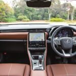 「レクサスに新しい風を吹き込むコンパクトSUV「レクサスLBX」【最新コンパクトカー 車種別解説 LEXUS LBX】」の7枚目の画像ギャラリーへのリンク