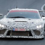 「レクサス『LFA』後継スーパーカーがニュル降臨！2種のリアウィングを確認」の1枚目の画像ギャラリーへのリンク