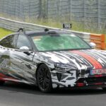 「ニュル最速の新王者誕生！最高速350km/h。中国スマホメーカーがポルシェ「タイカン ターボGT」を圧倒」の3枚目の画像ギャラリーへのリンク