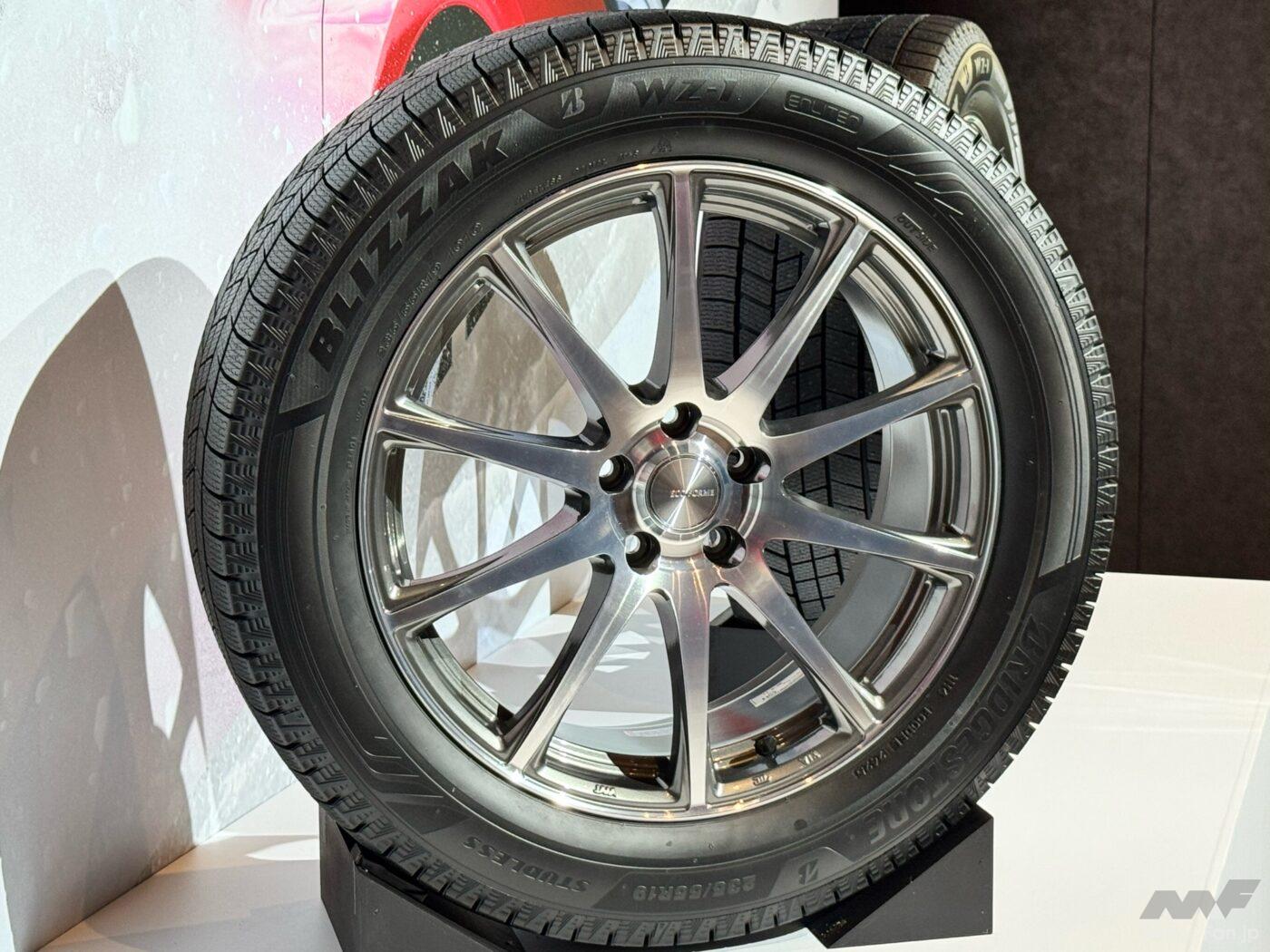 氷上性能は“断トツ”の領域へ！ ブリヂストン新型スタッドレス「BLIZZAK