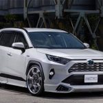 「＜トヨタ・RAV4＞標準グレードをモディファイ！　オシャレなデザインで街乗りに最適！｜エアロ カスタム」の1枚目の画像ギャラリーへのリンク