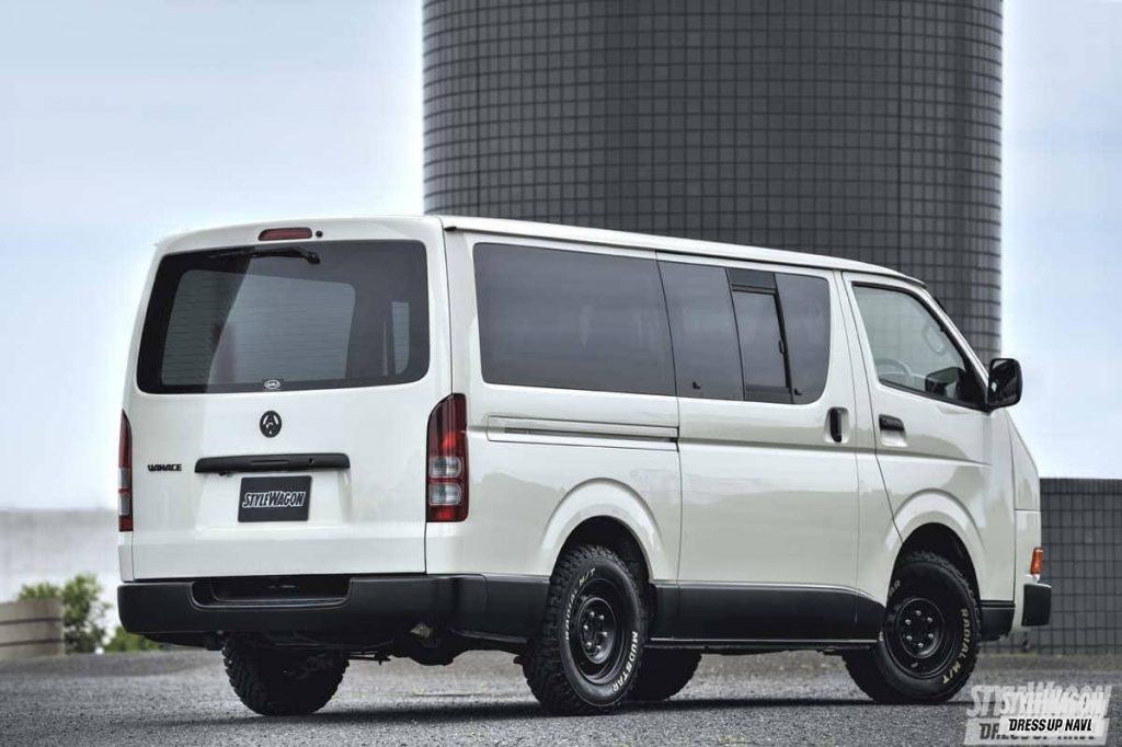 なんだあの顔は ヴァナゴンフェイスのコンプリートカーに夢中 エアロ カスタム トヨタ ハイエース スタイルワゴン ドレスアップナビ なんだあの顔は ヴァナゴンフェイスのコンプリートカーに夢中 エアロ カスタム トヨタ ハイエース スタイルワゴン ドレスアップナビ