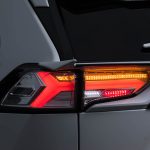 「【この光は美しすぎる】トヨタ 50系RAV4用フルLEDテールランプが10月発売予定！　ウインカーも流れます」の5枚目の画像ギャラリーへのリンク