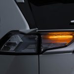 「【この光は美しすぎる】トヨタ 50系RAV4用フルLEDテールランプが10月発売予定！　ウインカーも流れます」の12枚目の画像ギャラリーへのリンク