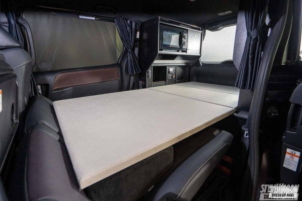 外観はフツーのトヨタ エスクァイアですが 電子レンジもシンクも190cmのベッドも標準装備 スタイルワゴン ドレスアップナビ 外観はフツーのトヨタ エスクァイアですが 電子レンジもシンクも190cmのベッドも標準装備 スタイルワゴン ドレスアップナビ