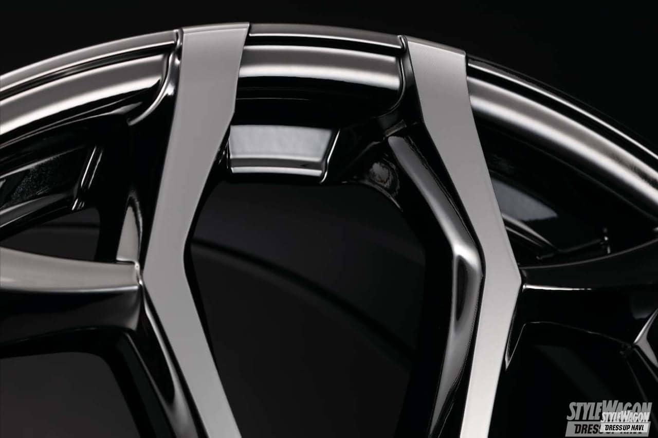 「クレンツェ2021年モデルは10本スポークの鋭いラインと柔らかな曲線が融合した高級感溢れる意匠｜ホイール カスタム」の1枚めの画像