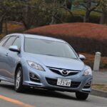 「【当時は高嶺!?　いま気になる中古車の新車時レビュー】Mazda6のご先祖！　 マツダ・アテンザスポーツワゴン（2010年1月〜2012年11月）」の1枚目の画像ギャラリーへのリンク