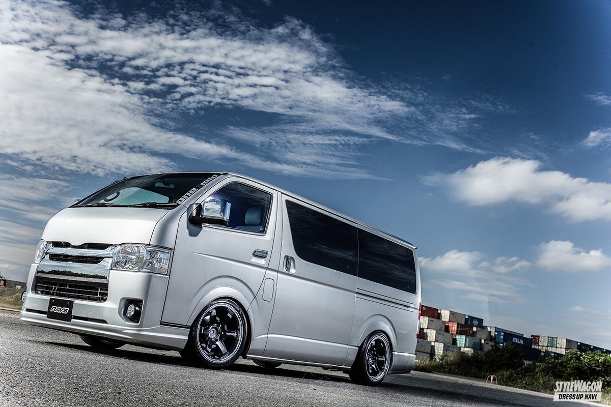 いまホントに売れている15本試し履き! 鍛造ホイールの金字塔