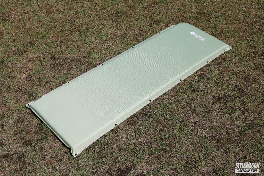 「極厚55mmの布団のような寝心地【銘柄決め打ちでチェック！】ロゴス・55セルフインフレートマット・SOLO」の3枚目の画像