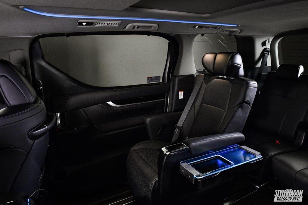 さらにゴージャスに エグゼクティブパワーシートを豪華に彩る アベストの スカイビューラウンドテーブル が めっちゃラグジュアリーだった スタイルワゴン ドレスアップナビ さらにゴージャスに エグゼクティブパワーシートを豪華に彩る アベストの スカイビューラウンドテーブル が めっちゃラグジュアリーだった スタイルワゴン ドレスアップナビ