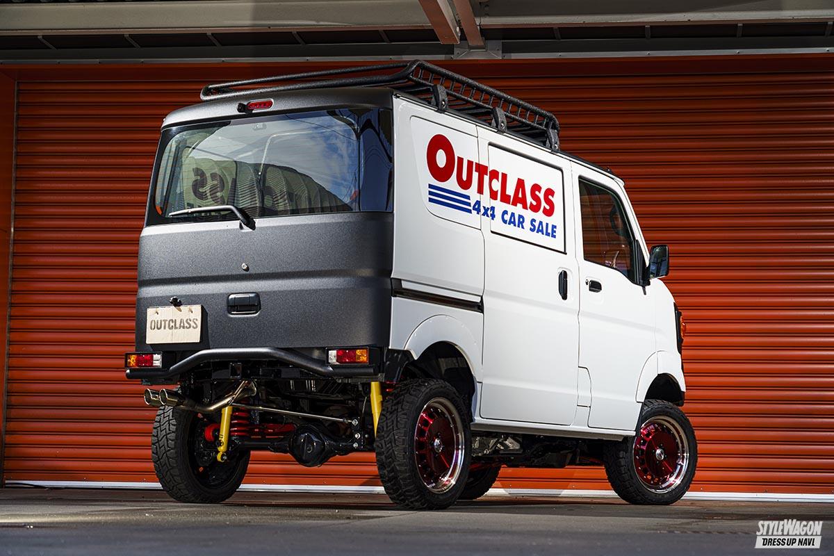 サビに強いステンレス製バンパーガードで ゴリゴリのアゲ系カスタムに 人気の軽バン Suzuki エブリイのカスタムが面白い スタイルワゴン ドレスアップナビ サビに強いステンレス製バンパーガードで ゴリゴリのアゲ系カスタムに 人気の軽バン Suzuki エブリイのカスタムが面白い スタイルワゴン ドレスアップナビ