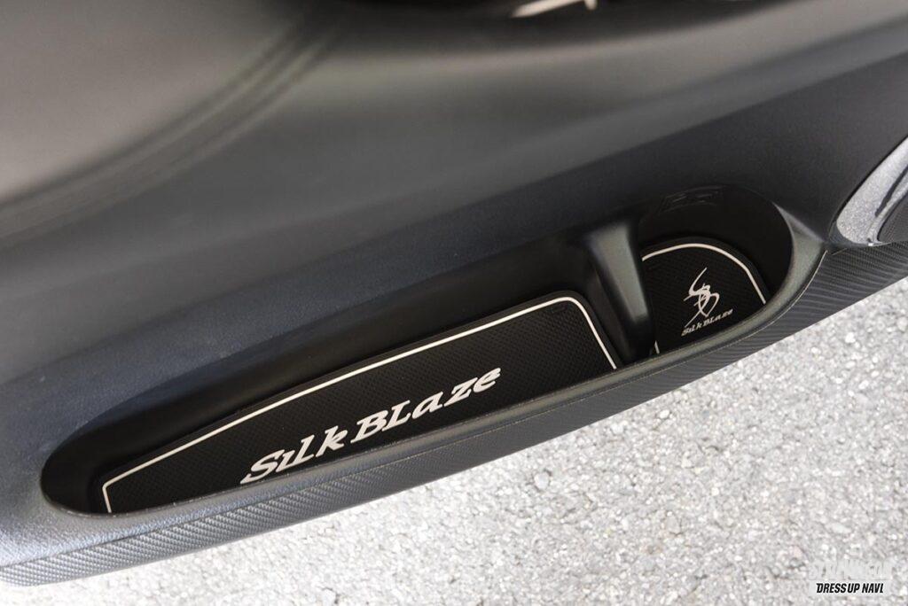 「シルクブレイズの車種専用ラバーマットは、車内の小物整理に役立ちます！【 #カーライフを充実させるMONOガイド 実用アイテム編】」の7枚目の画像