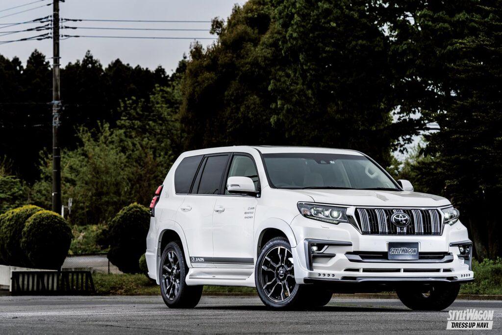 車高が変われば世界が変わる ハイラックス ランドクルーザープラドのカスタムを100倍楽しむ はじめの一歩 オフ系カスタムを極める3種の神器 スタイルワゴン ドレスアップナビ 車高が変われば世界が変わる ハイラックス ランドクルーザープラドのカスタムを100倍楽しむ はじめの一歩 オフ系カスタムを極める3種の神器 スタイルワゴン ドレスアップナビ