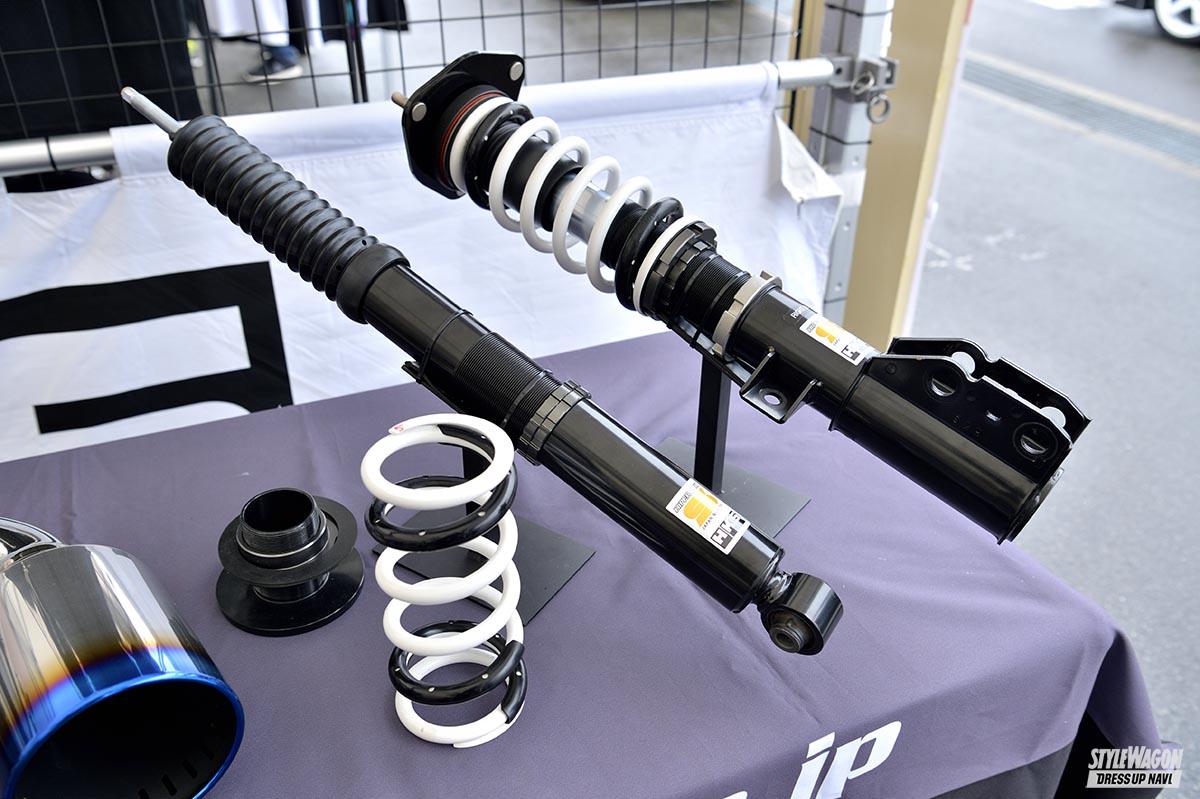 Hksの人気車高調キット Hipermax S の乗り心地はどうだった Mff22で 一足お先に試乗会を開催 新車販売絶好調 トヨタ 90ノア ヴォクシーcustom Topics 002 90ノアヴォク 画像ギャラリー 2枚目 全7枚 スタイルワゴン ドレスアップナビ