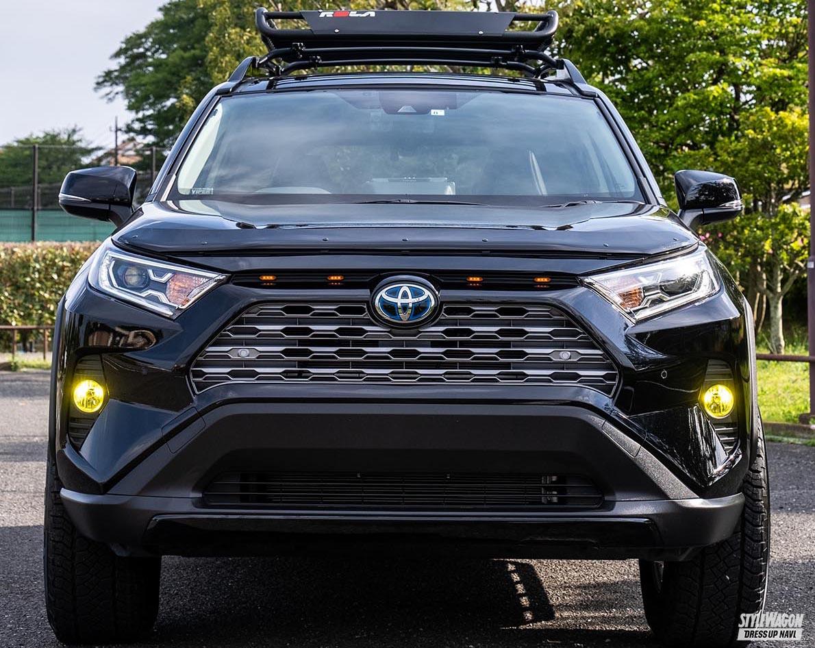 効果的っ リフトアップ車こそ攻略したい マフラー交換 Toyota Rav4 はじめてのカスタムガイド マフラー編 画像ギャラリー 4枚目 全4枚 スタイルワゴン ドレスアップナビ