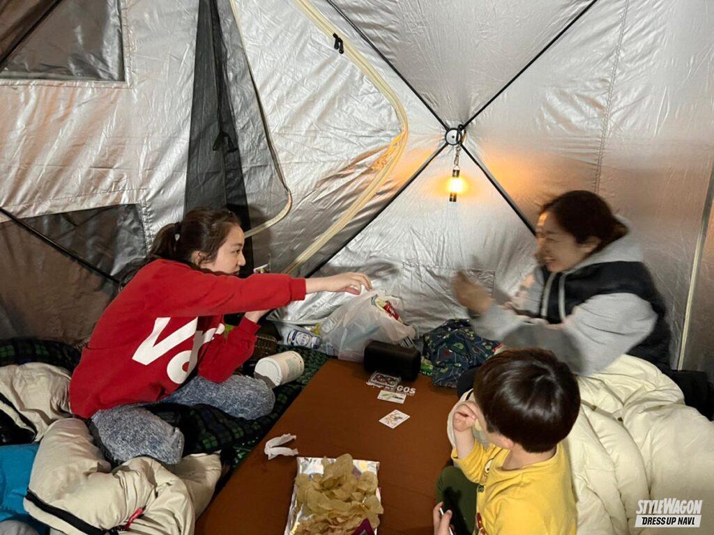 「家族5人で使ってみました！　アルパインスタイルのベッドキット＆テントで休日を満喫【#オシャレで便利なクルマ系ギア #003】」の9枚目の画像