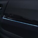 「【200系ハイエース・おすすめパーツ10選】16色のカラーチェンジ！　ハイエースの車内を自分好みにライトアップ可能なスカイビューナイトライン」の11枚目の画像ギャラリーへのリンク