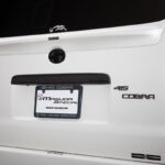 「【ボディキット8選】専門ショップ・415 COBRA SHOPの匠技！　白×黒の塗り分けで、ハイエースをバッドマンフェイスに！　#200系ハイエース王道カスタム」の10枚目の画像ギャラリーへのリンク