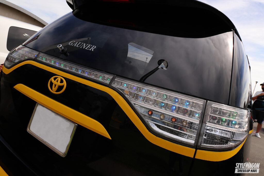 「イエロー塗装で際立たせ！ アドミレイションのエアロラインに「黒×黄」の組み合わせが刺激的な、トヨタ・50エスティマ」の5枚目の画像