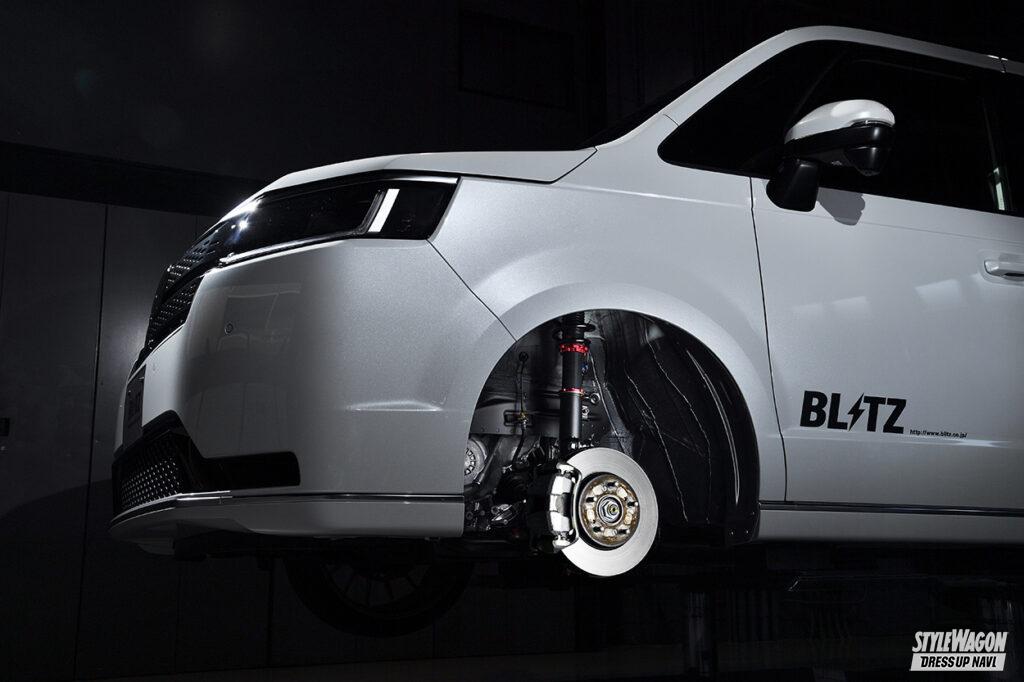 新型ホンダ ステップワゴンの足まわりを攻略 ブリッツの車高調キットでミニバン特有のフラつきを抑え 乗り心地も快適に スタイルワゴン ドレスアップナビ 新型ホンダ ステップワゴンの足まわりを攻略 ブリッツの車高調キットでミニバン特有のフラつきを抑え 乗り心地も快適に スタイルワゴン ドレスアップナビ