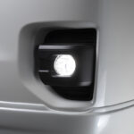 「5.5倍の明るさ！　ヴェレーノ のLEDフォグランプで、夜道の視界も良好です！ トヨタ200系ハイエース」の9枚目の画像ギャラリーへのリンク