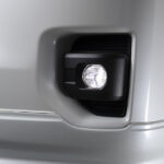 「5.5倍の明るさ！　ヴェレーノ のLEDフォグランプで、夜道の視界も良好です！ トヨタ200系ハイエース」の10枚目の画像ギャラリーへのリンク