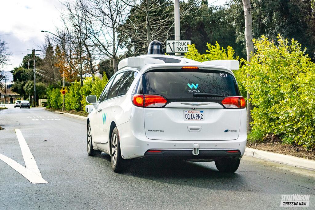 「【これからどうなる自動運転】ロボットタクシー、AI型音声認識技術 、知っておきたい最新自動運転技術」の1枚目の画像