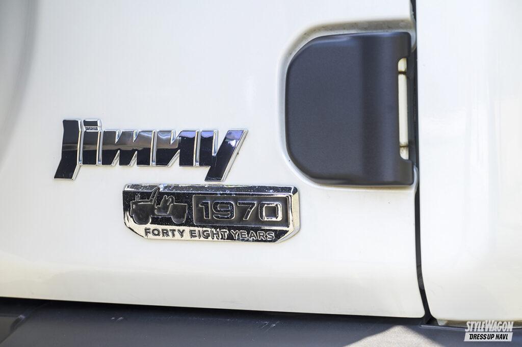 「カンタンDIYで、ジムニーの車内をレトロにスタイルアップ！」の6枚目の画像