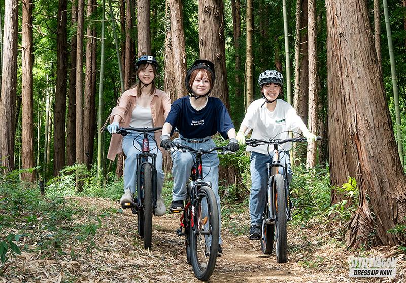 「これハマっちゃう！ アウトドアビギナー女子３人が、マウンテンバイクでLet’s Ride！」の1枚目の画像