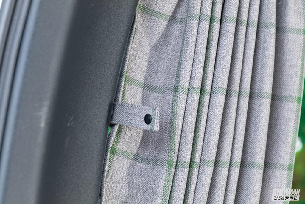 「まるでリビング！  車中泊に最適なレガンスのハイエース用遮光カーテンセットはオシャレなタータンチェック柄！」の6枚目の画像