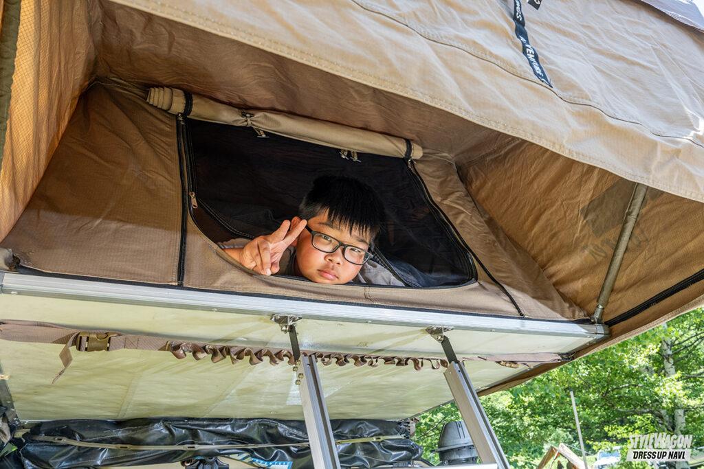 「幌の内部はオシャレな小屋「ミリタリー×魚釣り」その心は移動する部屋！」の8枚目の画像