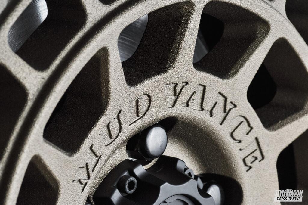 「新作Xシリーズ・ホイール、マッドヴァンス王道のパワフルフォルムがデリカD:5の足元に相応しい！」の6枚目の画像
