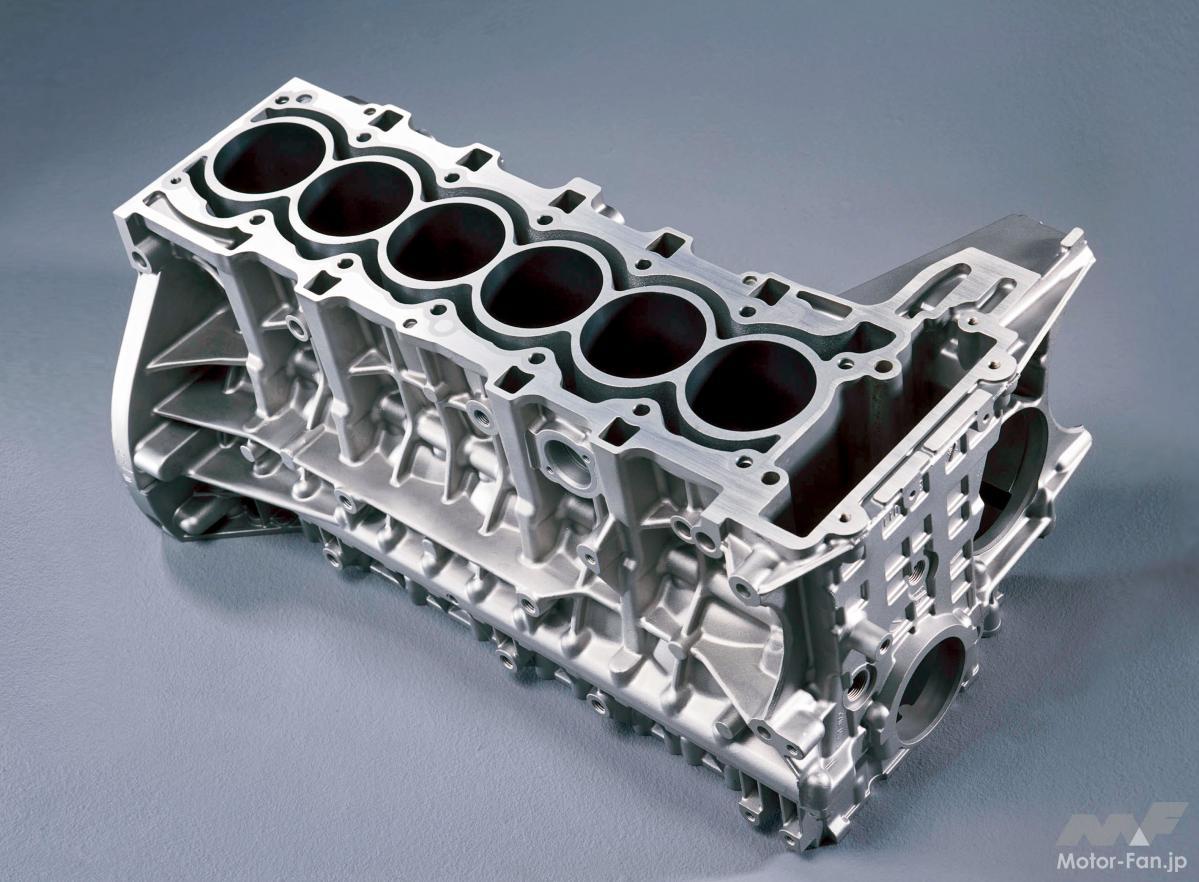 「直列6気筒エンジンが優れている理由 メルセデスが直6を復活させたワケ BMWがこだわる根拠」の1枚目の画像