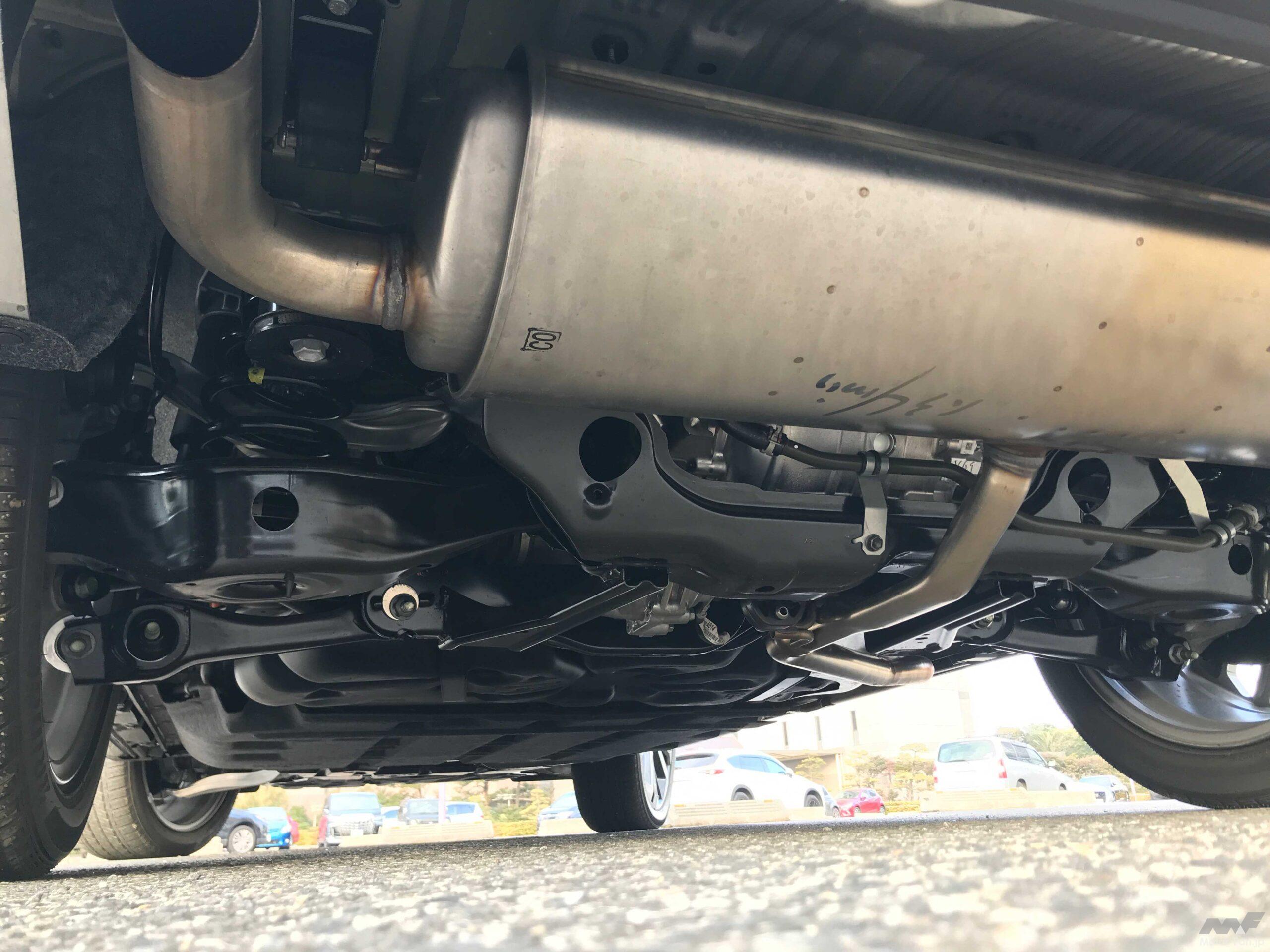 三菱・新型アウトランダーPHEV（GN0W型）のサスペンションを眺めてみる 画像ギャラリー ( 2枚目 / 全13枚 ） ｜ Motor