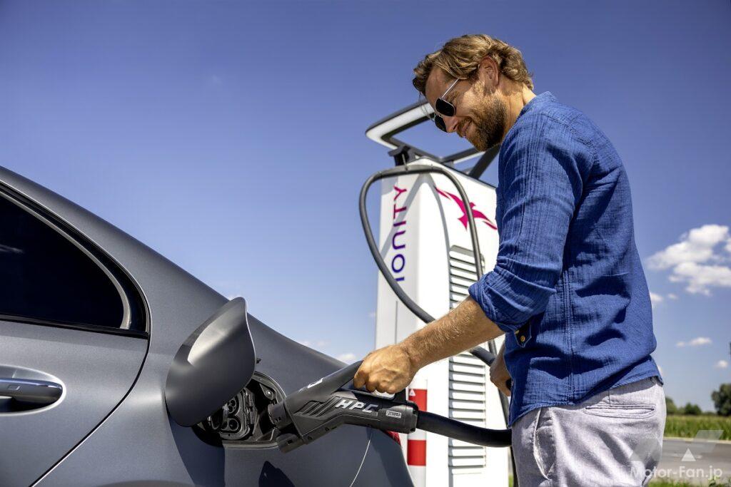 「【欧州】認証操作なしで充電できる「プラグ＆チャージ」をメルセデス・ベンツが提供開始。プラグインハイブリッド車にも対応」の6枚目の画像