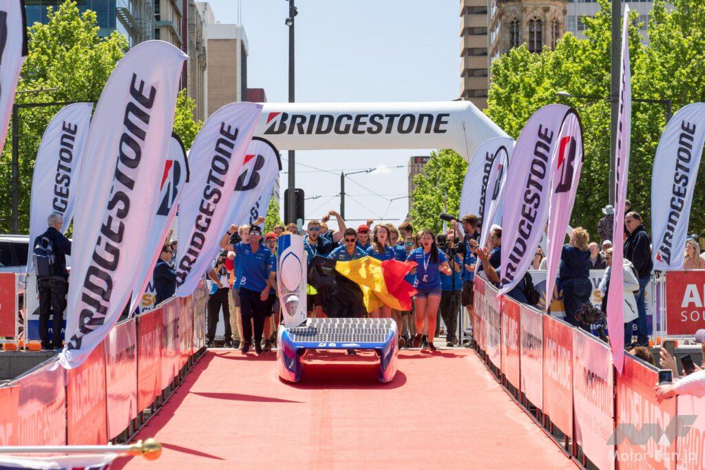 「ブリヂストン、世界最高峰ソーラーカーレース「2023 Bridgestone World Solar Challenge」を基盤技術「ENLITEN」でサポート」の1枚目の画像