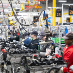 「米国トヨタ・アラバマ州工場、新型タコマに搭載する2.4Lターボエンジンの生産ラインを稼働開始」の1枚目の画像ギャラリーへのリンク